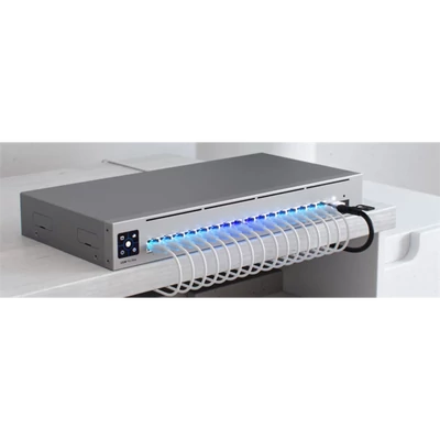 UBiQUiTi Switch 12x1000Mbps (POE+) + 4x2500Mbps (POE++) + 2x10Gbps SFP+, Menedzselhető, Asztali - USW-PRO-MAX-16-POE