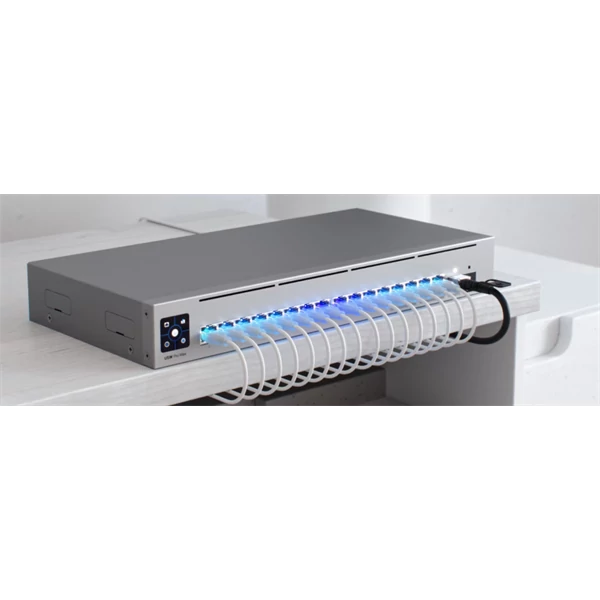 UBiQUiTi Switch 12x1000Mbps (POE+) + 4x2500Mbps (POE++) + 2x10Gbps SFP+, Menedzselhető, Asztali - USW-PRO-MAX-16-POE